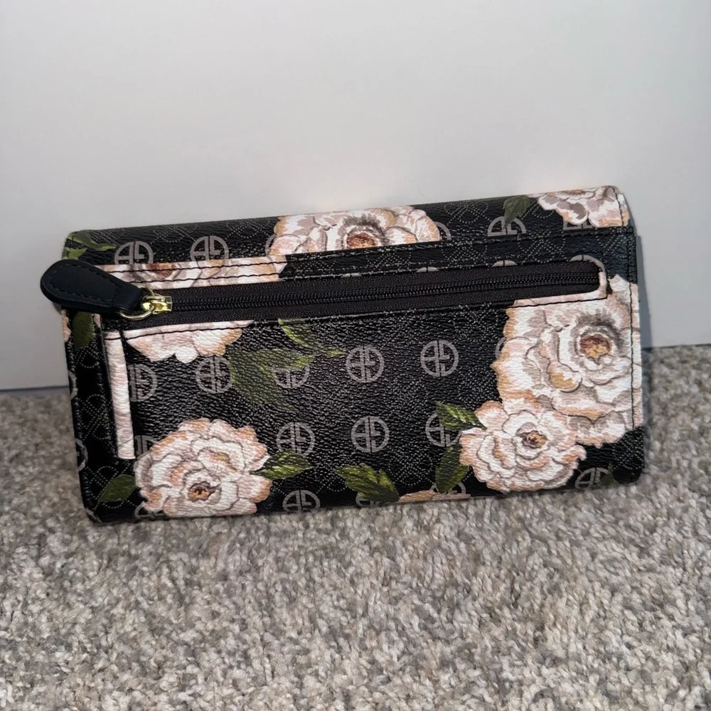 NWOT Giani Bernini Floral Black Folding Wallet with Logo, Card Slots Coin Pocket